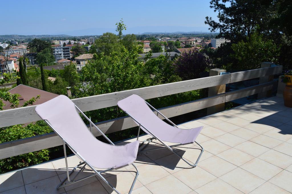 Casa Marta : Suites, Terrasses Et Vue Panoramique Турнон-сюр-Рон Экстерьер фото