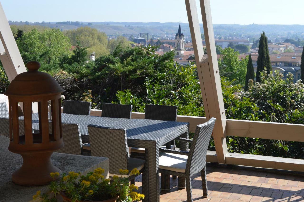 Casa Marta : Suites, Terrasses Et Vue Panoramique Турнон-сюр-Рон Экстерьер фото